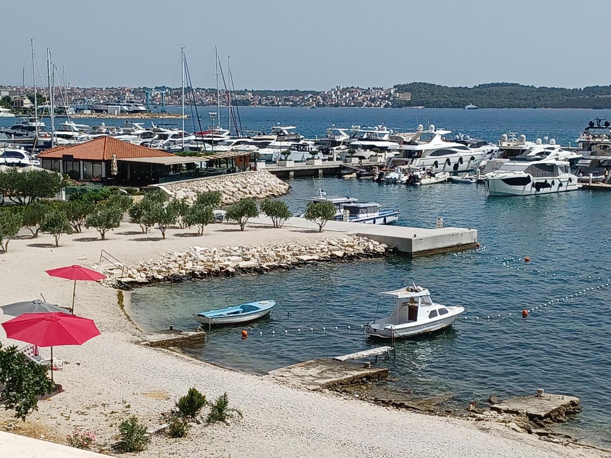 Apartments Amor Τρογκίρ Εξωτερικό φωτογραφία