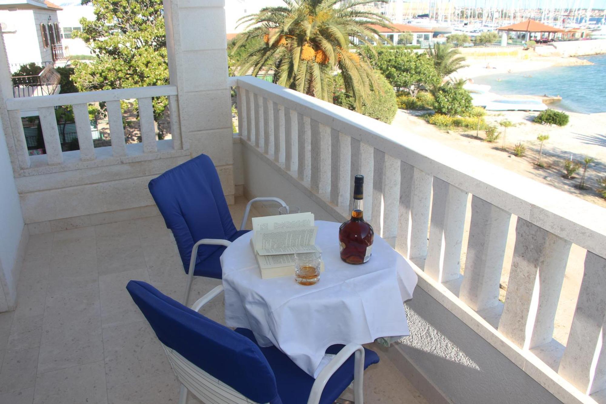 Apartments Amor Τρογκίρ Εξωτερικό φωτογραφία